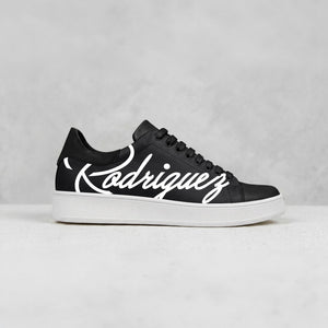 Walk on 3.0 Signed