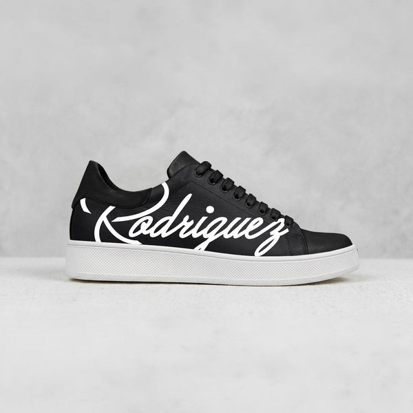 Walk on 3.0 Signed