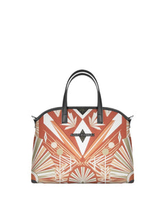 Lady Aztec chic